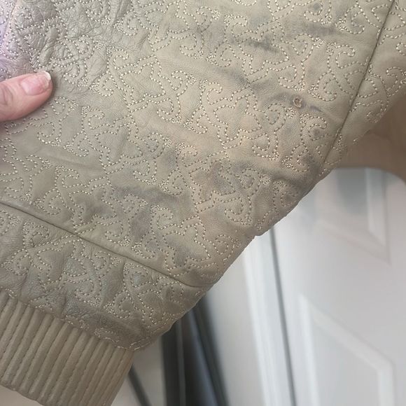 🔥🔥Rare…. HUDSON OUTERWEAR REAL LEATHER BOMBER JACKET CREAM OFF WHITE MENS 3XL - Picture 13 of 15